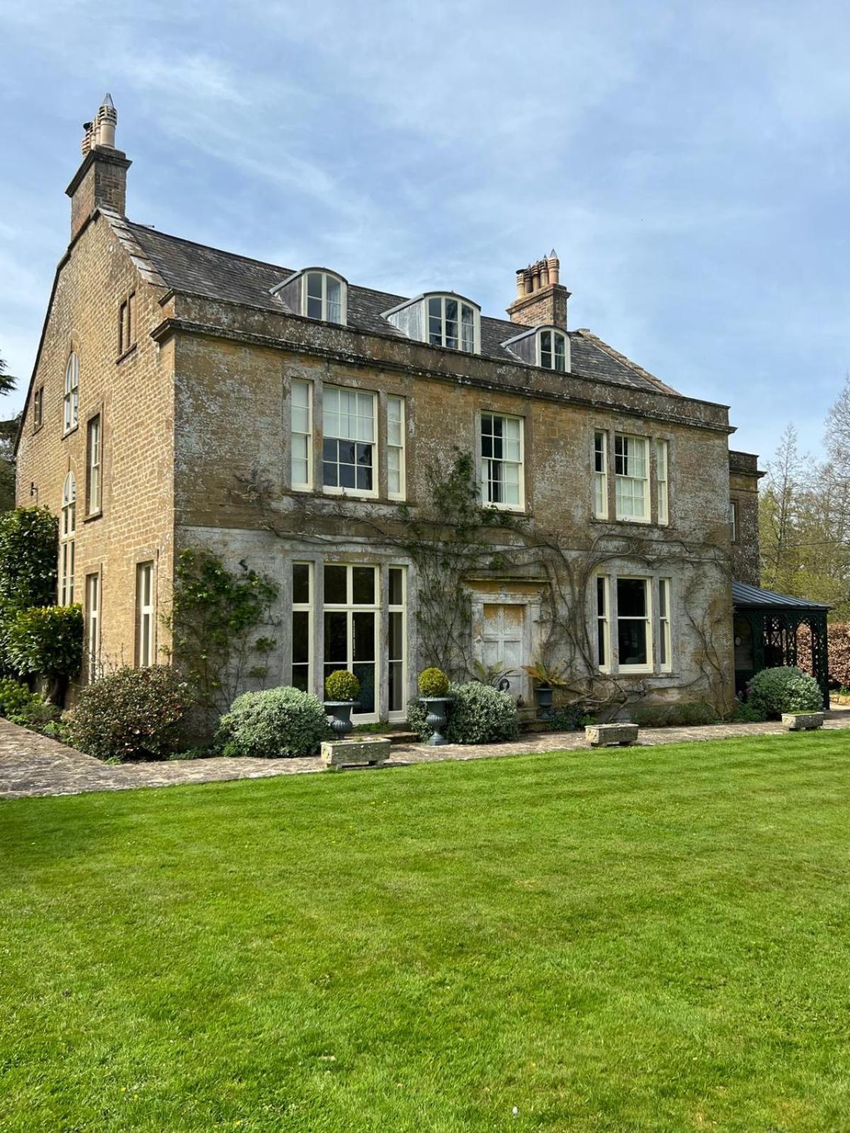 The Old Rectory Somerset North Perrott エクステリア 写真